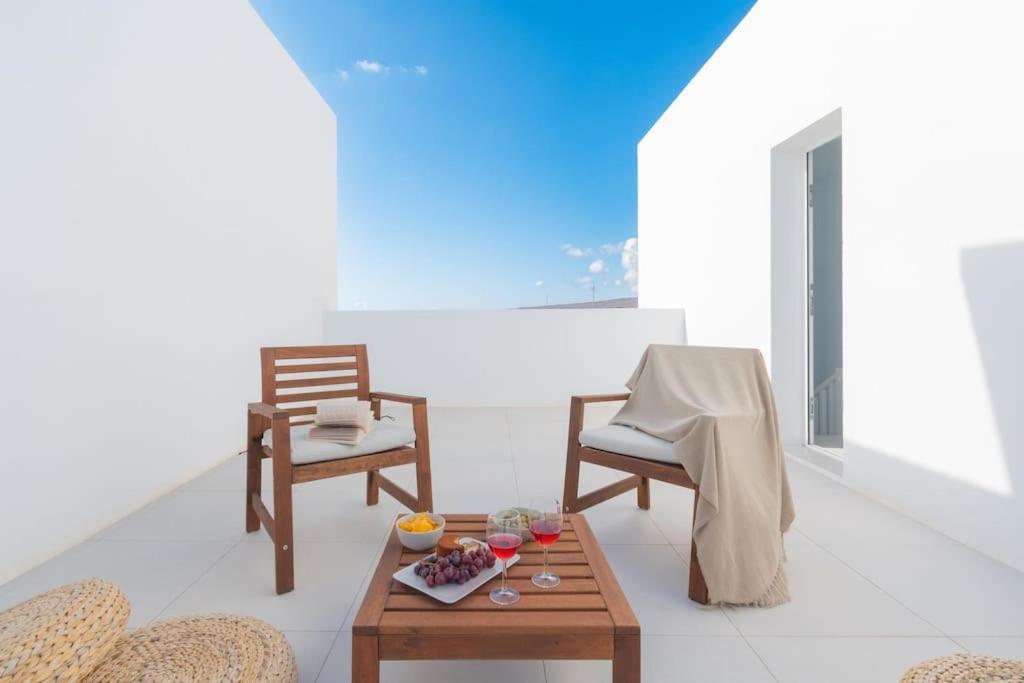 Casa Lolalo - Modern Villa With Pool, 15Min Walk To Marina Rubicon Playa Blanca (Lanzarote) Exterior foto